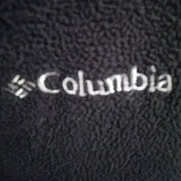 Columbia Hooded Lightweight Sweatshirt - Picture 2 of 4